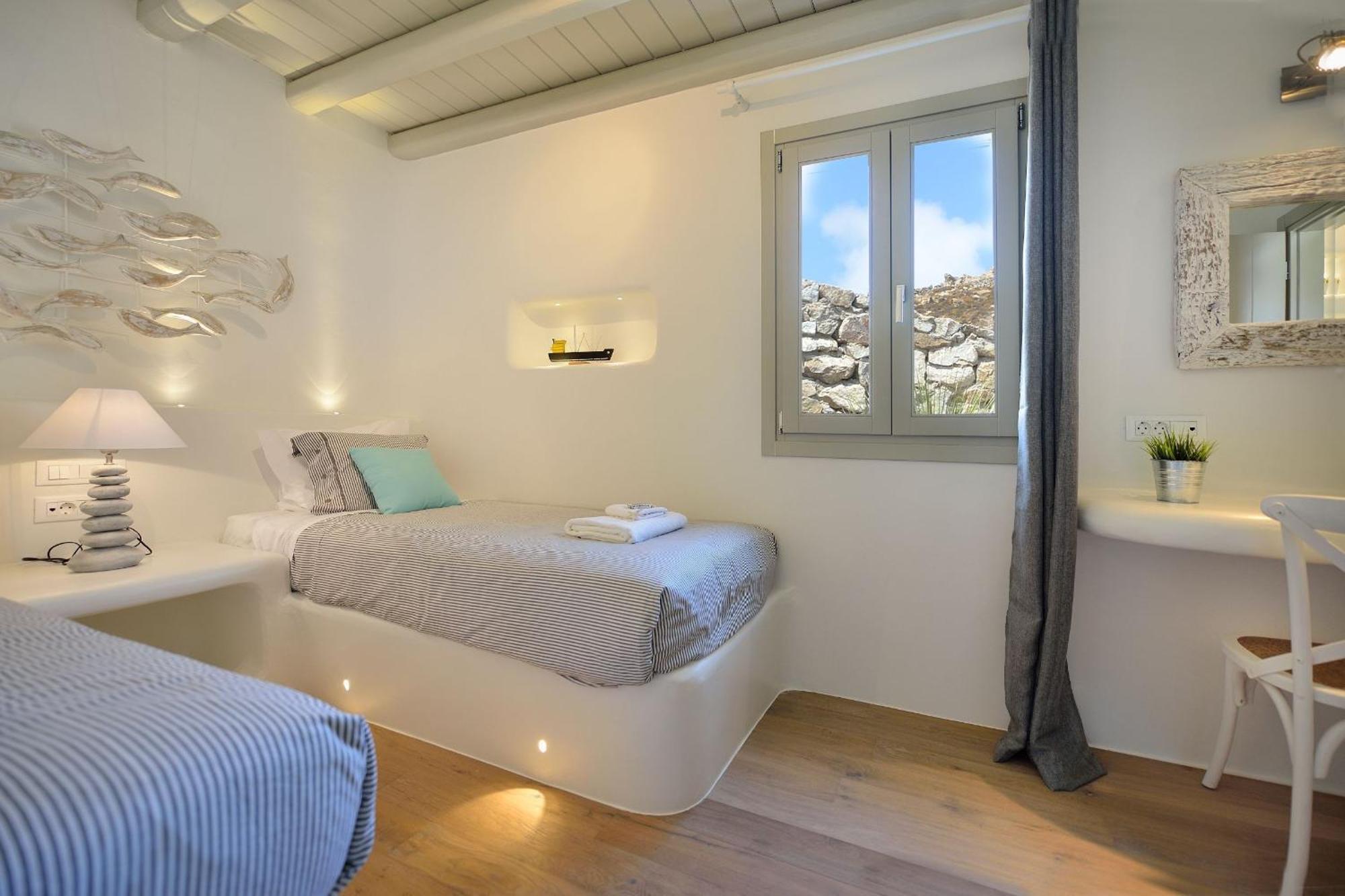 Outstanding Mykonos 6 Bedrooms Agamemnon Sauna Jacuzzi Panoramic Sea Views Villa Elia (Mykonos)